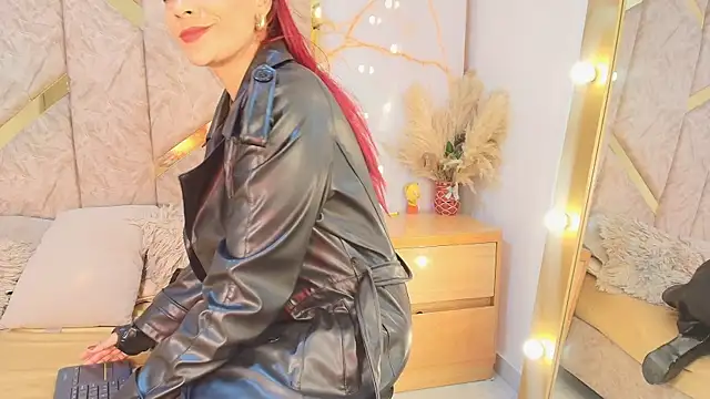 ALESKADUTH live sex cam