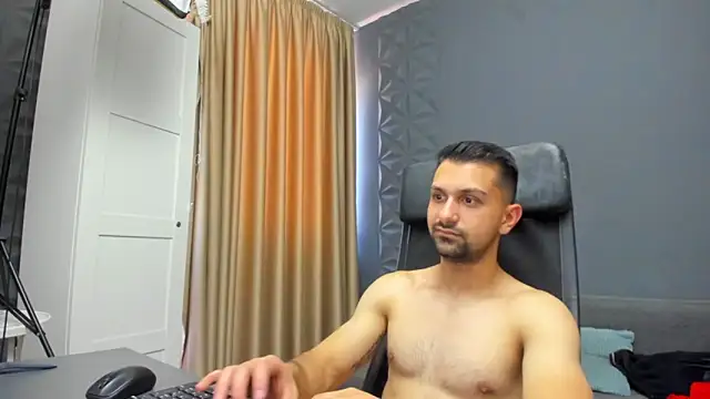 Live sex cam of BryceReign