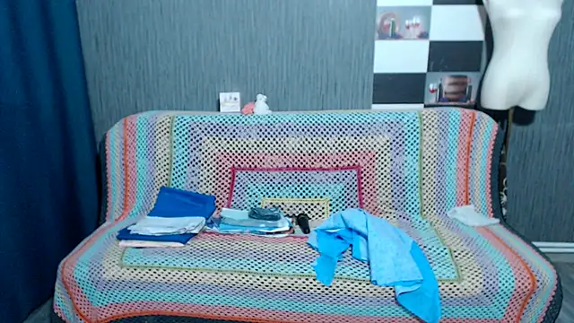 pa1e_pr1ncess - Pa1e_pr1ncess's free webcam - UK Sex Cams