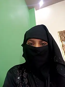 Webcam Model (Aafreen_36)  is live.Free join now!