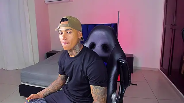 tyler_bell_ - Tyler_bell_'s free webcam - UK Sex Cams