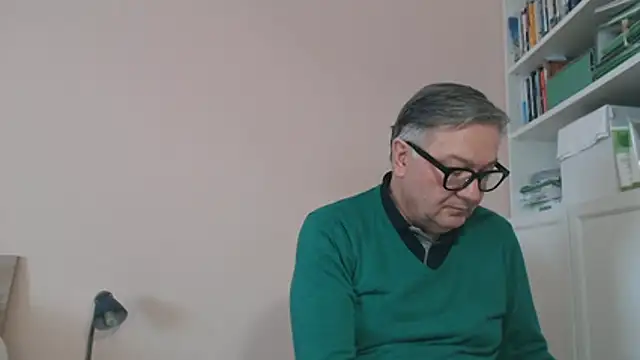 you6me (M grandpa) - Naked show cum