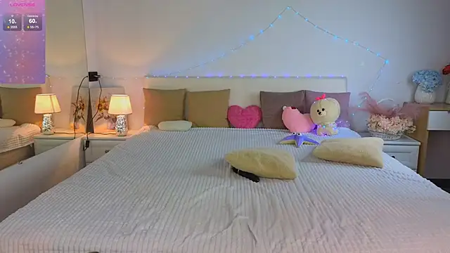 eva_smidtx - Eva_SmidtX's free webcam - UK Sex Cams