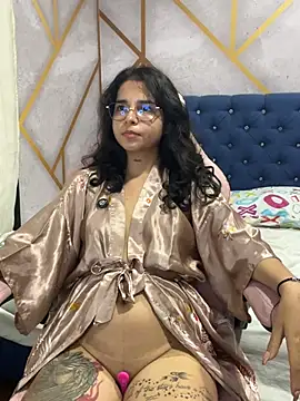 _vaiolet_owo live sex cam