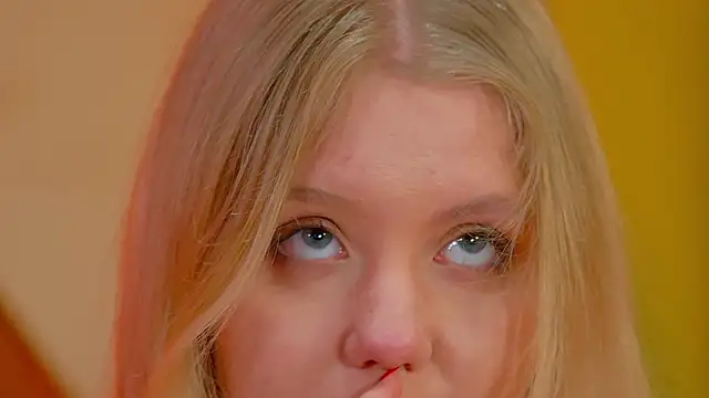 emilyevanse - EmilyEvanse's free webcam - UK Sex Cams