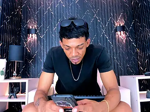 gregory_sforza - Gregory_Sforza's free webcam - UK Sex Cams