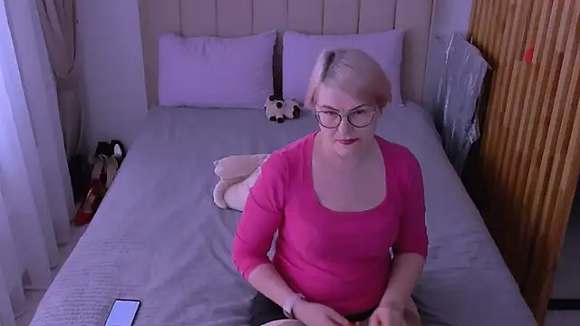 sabrinamacmarren - Sabrinamacmarren's free webcam - UK Sex Cams