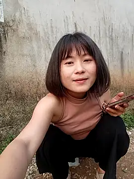 linda_bae00 live cam profile