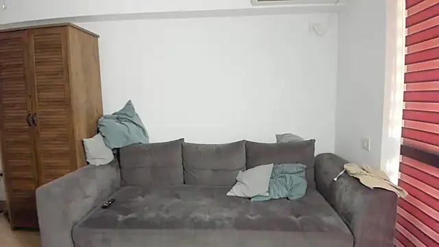 zkkblitz (Ask my age) - Cum at goal !!!