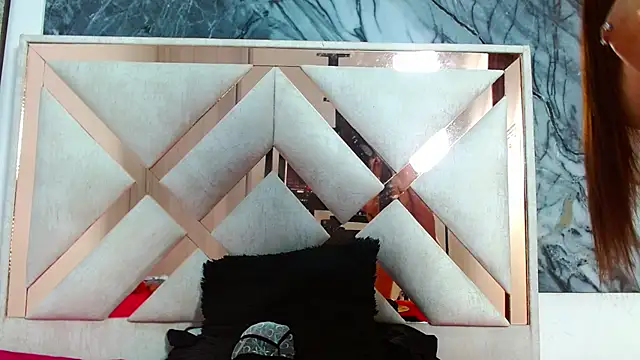 lunaember_cs - Lunaember_cs's free webcam - UK Sex Cams