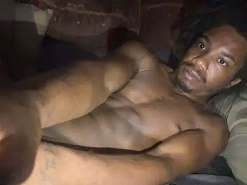 SlimeCrownzOut5 webcam