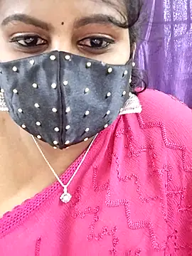 Live sex cam di honeyflowerr