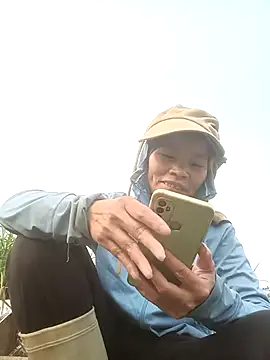 nangmo - Nangmo's free webcam