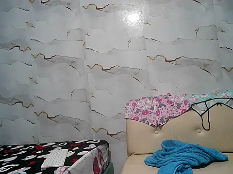 rainbow_candy24 - Rainbow_candy24's free webcam - UK Sex Cams