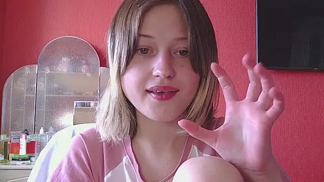 beloved_mary (F teen) - jumping without top x30