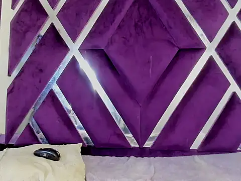 kiaraht - Kiaraht's free webcam - UK Sex Cams