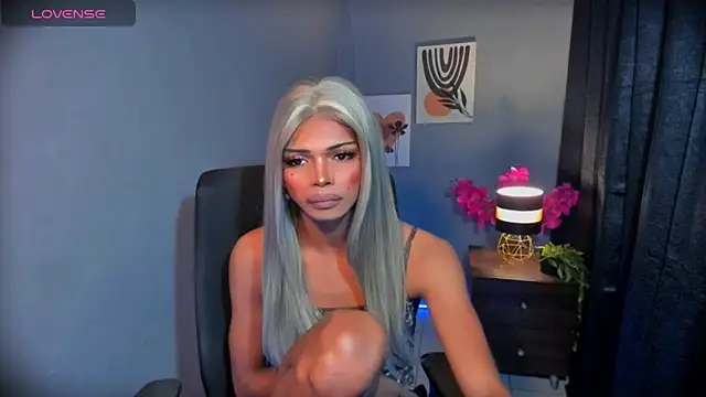 xellainecumslotx - XEllaineCumsLotx's free webcam - UK Sex Cams