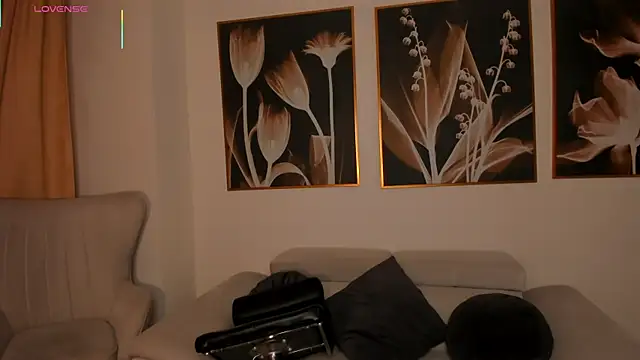 bellarose_x - BellaRose_X's free webcam - UK Sex Cams