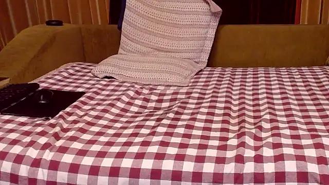 magnoliavs - MagnoliaVS's free webcam - UK Sex Cams