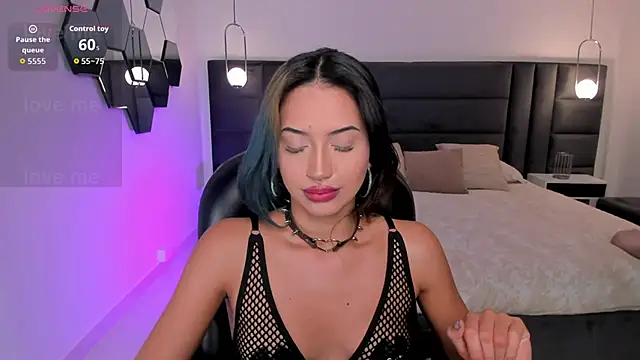 kayralanne - KayraLanne's free webcam - UK Sex Cams