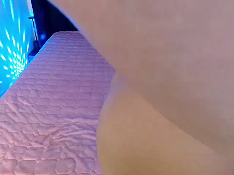 naughty_angelica69xxx (T young) - CAN I TASTE YOUR CREAMY CUM 💦💦💦