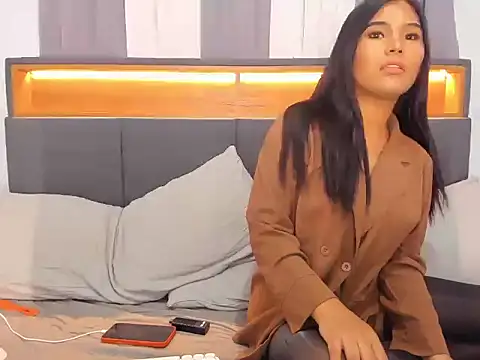 ellacalifa (T young) - creamy cum for gentleman