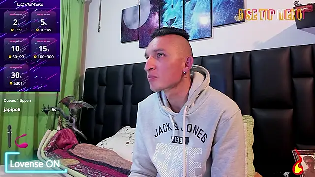 mike_waters - Mike_Waters's free webcam - UK Sex Cams