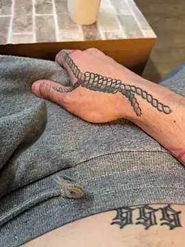 piratee666 - Piratee666's free webcam