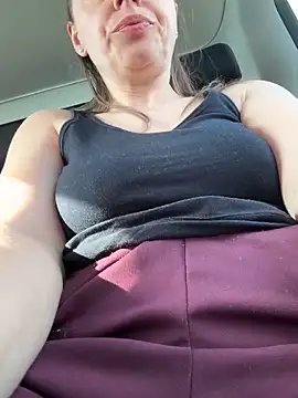 ladywithbigass