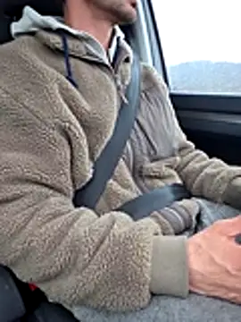 zeefy (M young) - Risky public cum