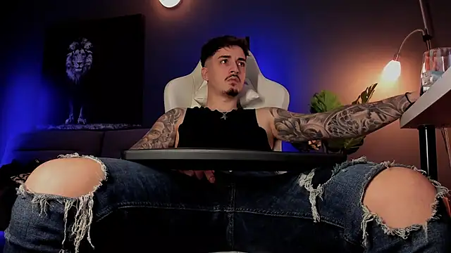 uptomatty - Uptomatty's free webcam - UK Sex Cams