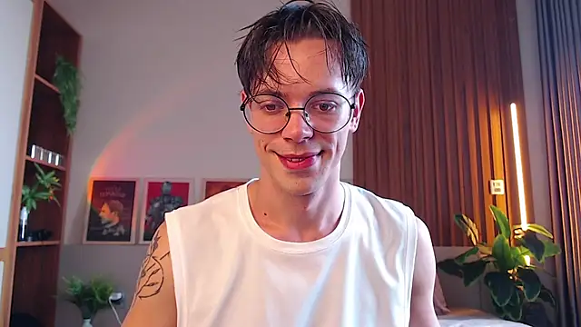 william_henry_ - William_Henry_'s free webcam - UK Sex Cams