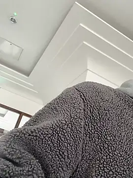 Michel_huge's live cam