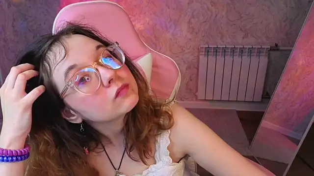 aleks-caster - Aleks-caster's free webcam - UK Sex Cams