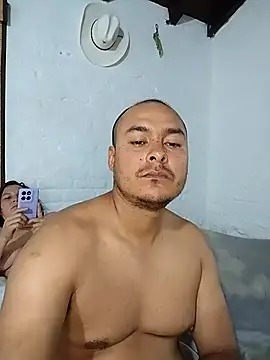 Preview of girl-multiorgasmic-milf