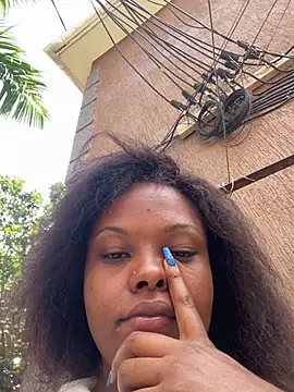 dellah27 (F young) - Finger +squirts 🤭🌹🌹