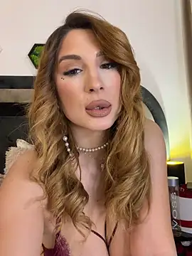 LucyBridgette webcam