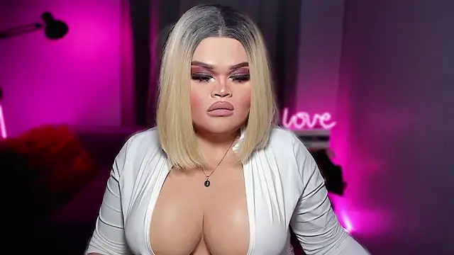 BelindaLove webcam