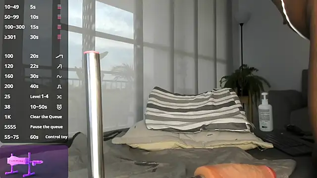 TanishaEvans live sex cam