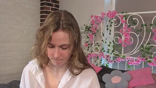 rubieheiser - RubieHeiser's free webcam - UK Sex Cams