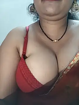 Webcam Model (Nyra-23)  is live.Free join now!