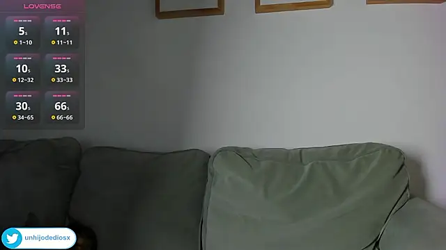 Ackerman_Eren_ live sex cam