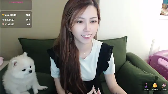 whitecat13 - Whitecat13's free webcam - UK Sex Cams