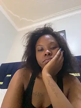 dellah27 (F young) - Finger +squirts 🤭🌹🌹