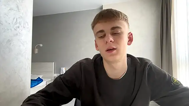 SoloFury live sex cam