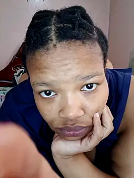 Webcam Model (iamSunflower900)  is live.Free join now!