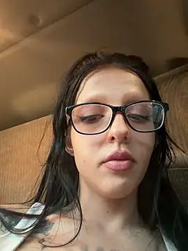 bestorbetter (G young) - Flash tits o while driving