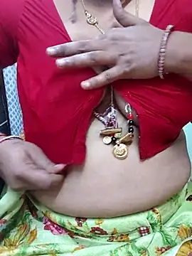 crazycat-telugu (F milf) - Show boobs fuck