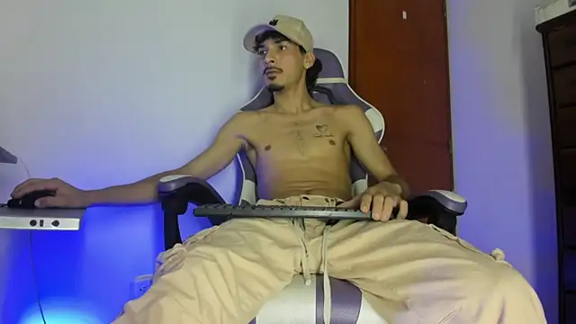 yankees_xxx (M young) - naked me🍆👀