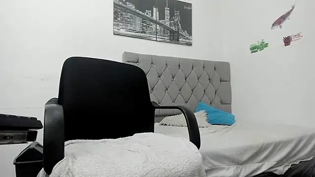 _1dereck (M twink) - OIL MY YOUNG COCK